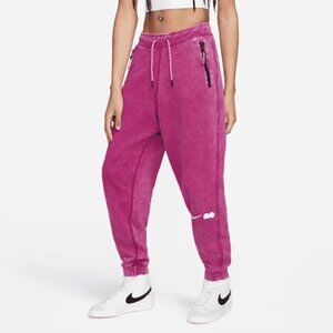 Nike Naomi Osaka Sweatpants in Berry, Sz M